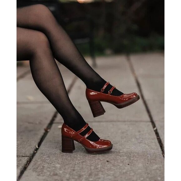 Journee Collection Shasta Vegan Leather Cognac Mary Jane Pumps Size 9.5 WD - Picture 6 of 12